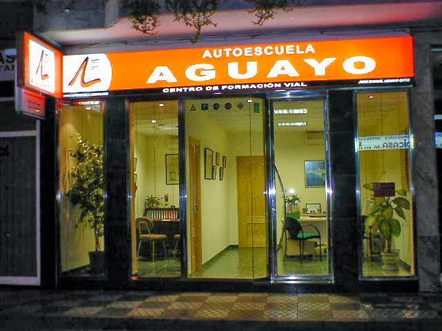 AUTOESCUELA AGUAYO