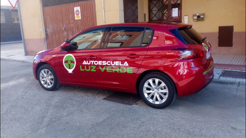 AUTOESCUELA LUZ VERDE SALAMANCA