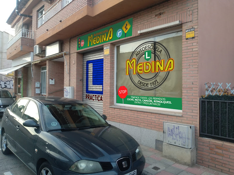 Autoescuela Medina Cobisa