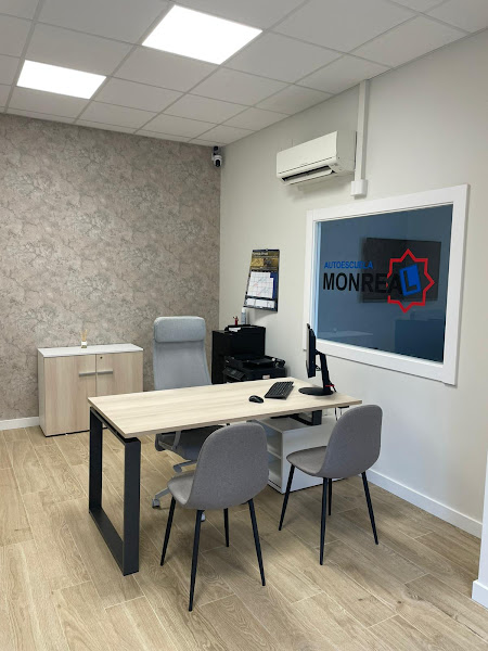 Autoescuela Monreal La Paz