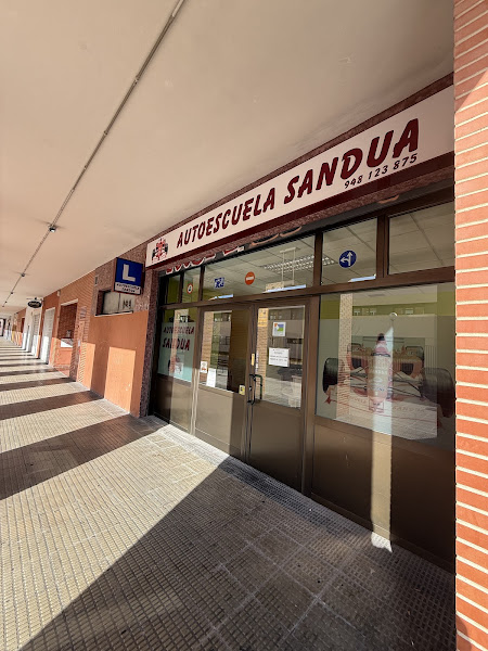 Autoescuela Sandúa