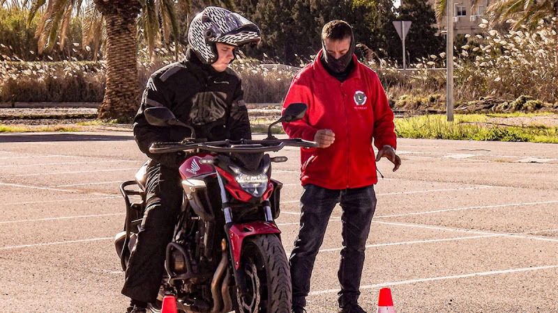 Autoescuela Tres Forques
