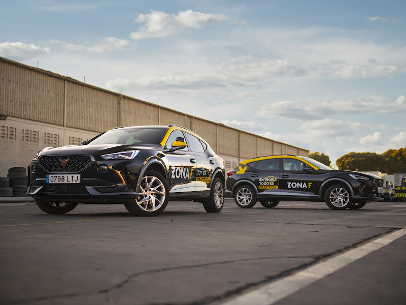 Autoescuela Zona F – Pg. Zona Franca