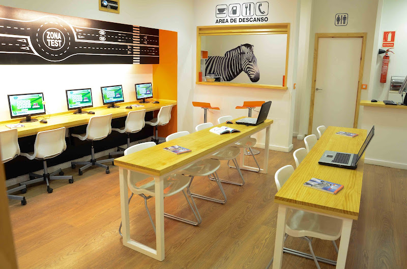 Autoescuelas Low Cost