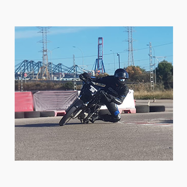 Curso profesional de conducción y perfeccionamiento de moto @soriano36