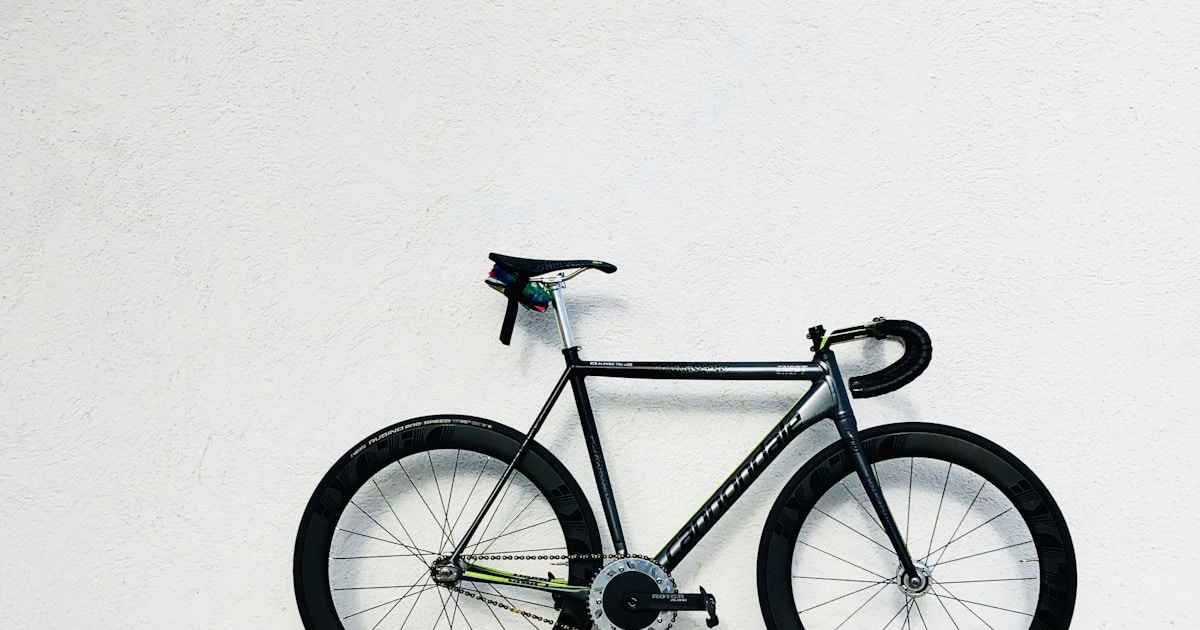 ¿Necesito carnet para conducir un patinete eléctrico o coche sin carnet?